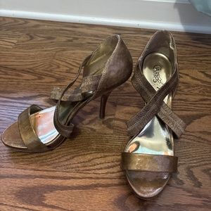 Carlos Santana sexy gold sandals